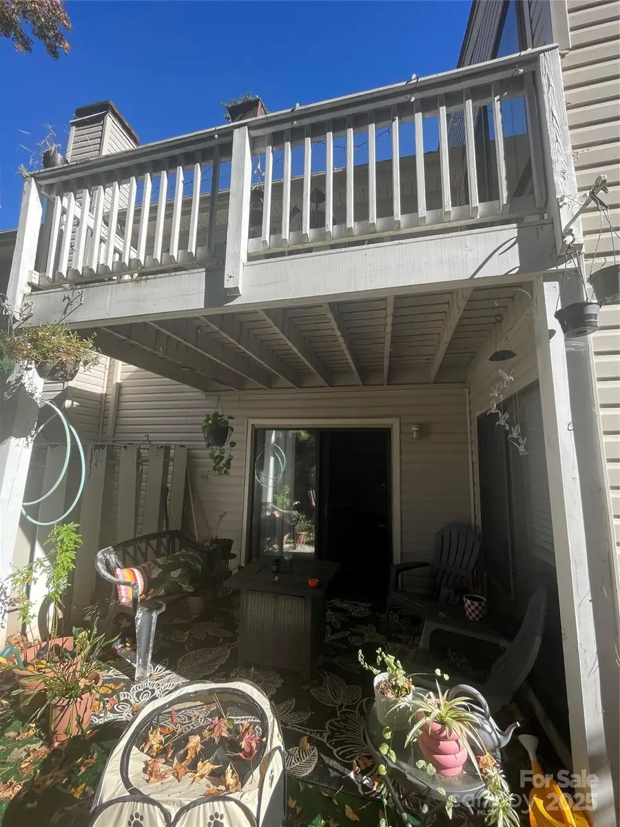 7814 Hummingbird Lane, Charlotte, NC 28212 - Image #2