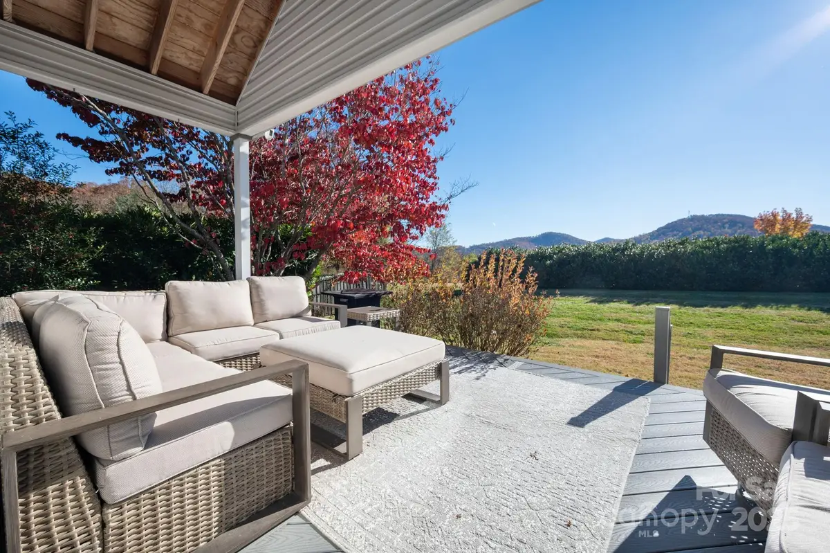 207 Farm Creek Drive E, Asheville, NC 28806 - Image #1