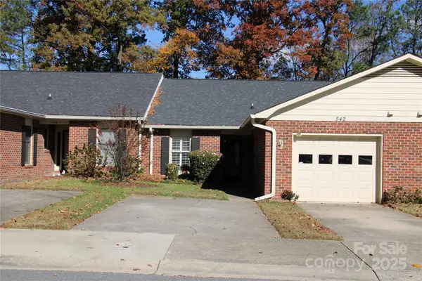 542 Camrose Circle Ne, Concord, NC 28025