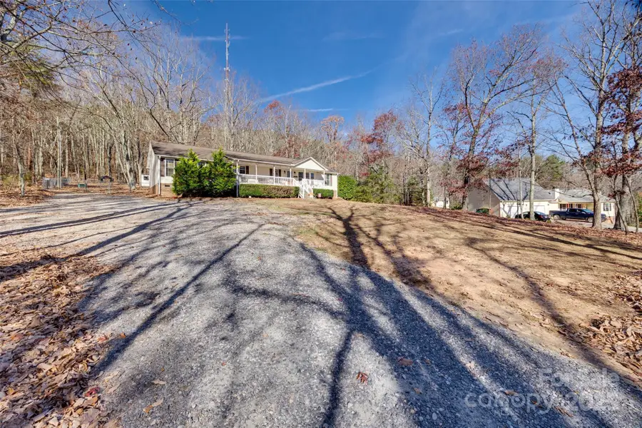 966 Laurelwood Drive, Clover, SC 29710 - Image #2