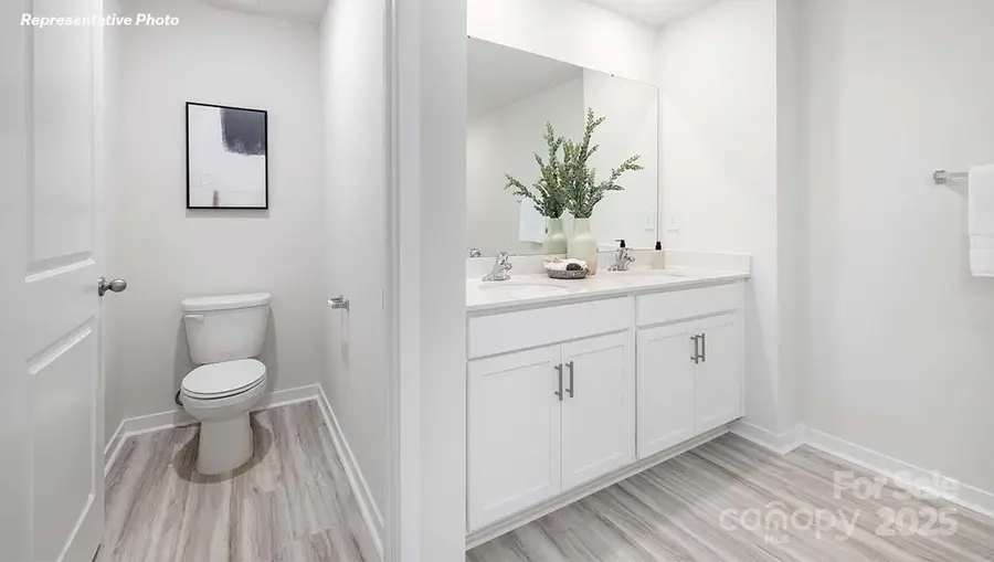 15118 Puffin Court, Charlotte, NC 28215 - Image #2