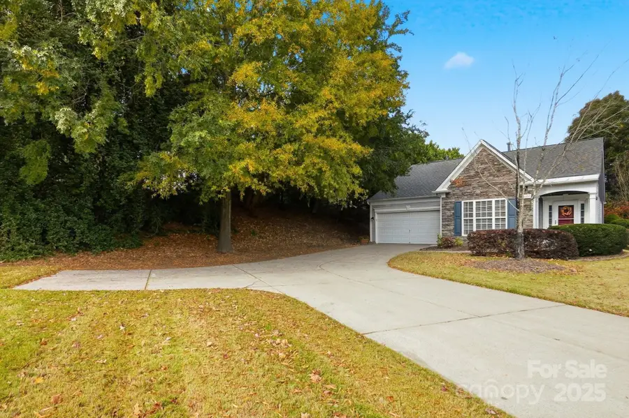 8045 Marie Roget Way, Charlotte, NC 28277 - Image #2