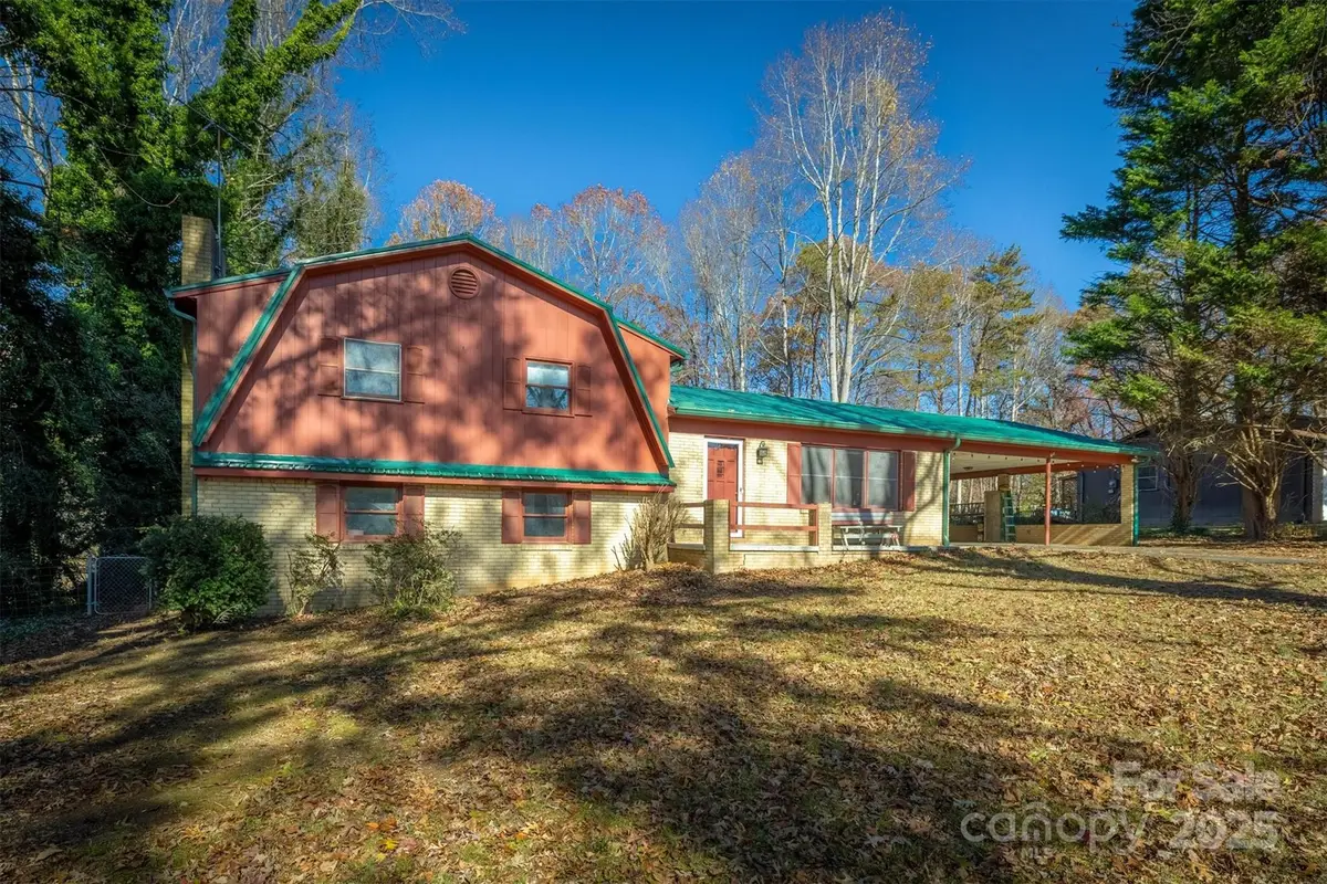2949 Woodwind Drive, Valdese, NC 28690 - Image #1