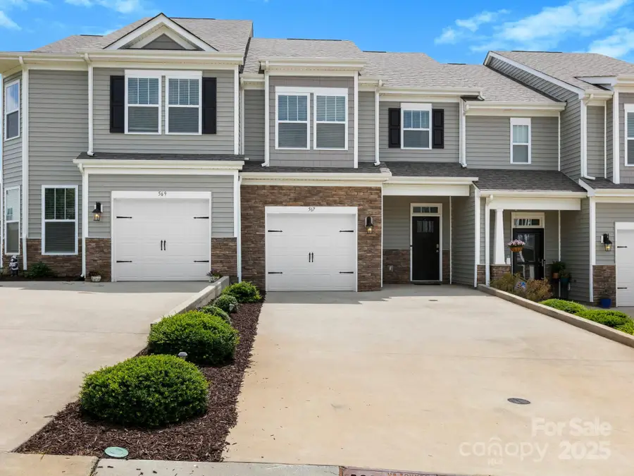 567 Big Sur Loop, Asheville, NC 28806 - Image #2