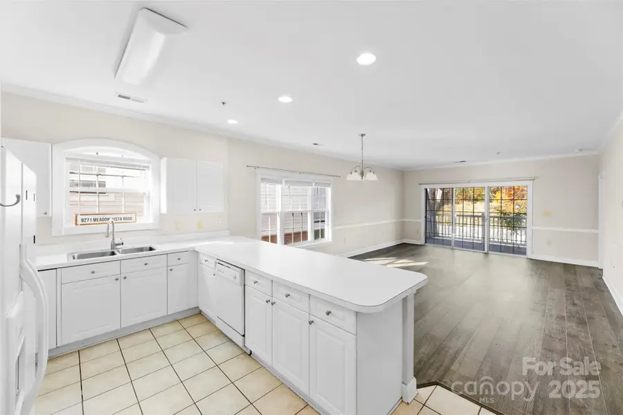 9271 Meadow Vista Road, Charlotte, NC 28213 - Image #3