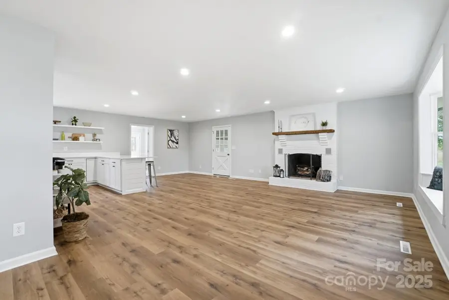 1404 Old Mill Road, Lincolnton, NC 28092 - Image #3