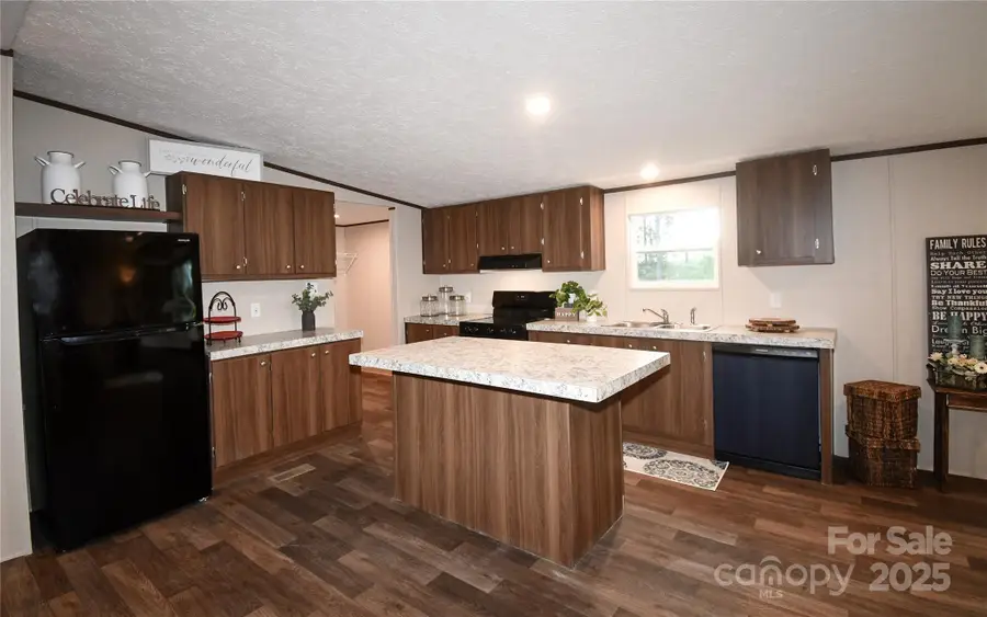 5339 Lockhart Road, Kershaw, SC 29067 - Image #2