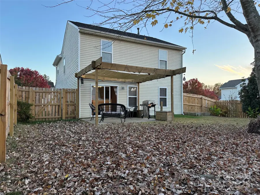 2438 Mason Mill Place, Charlotte, NC 28273 - Image #3