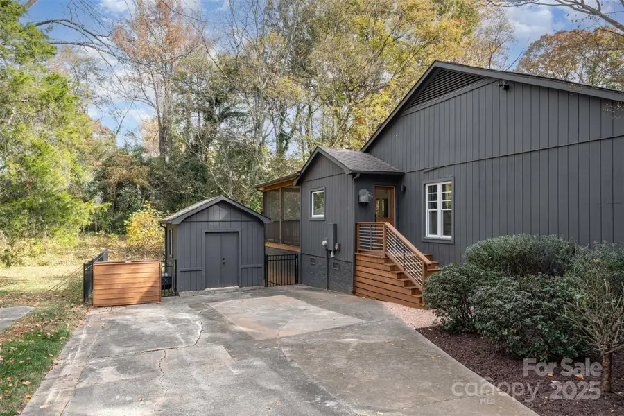 1417 Wandering Way Drive, Charlotte, NC 28226 - Image #3