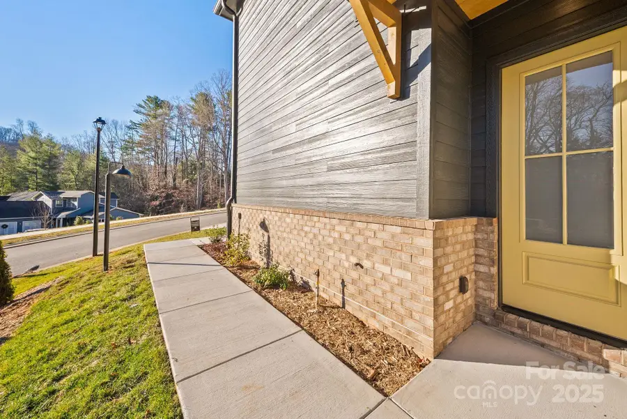 103 Collin Place #1, Asheville, NC 28804 - Image #2