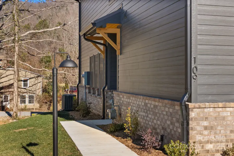 109 Collin Place #4, Asheville, NC 28804 - Image #2