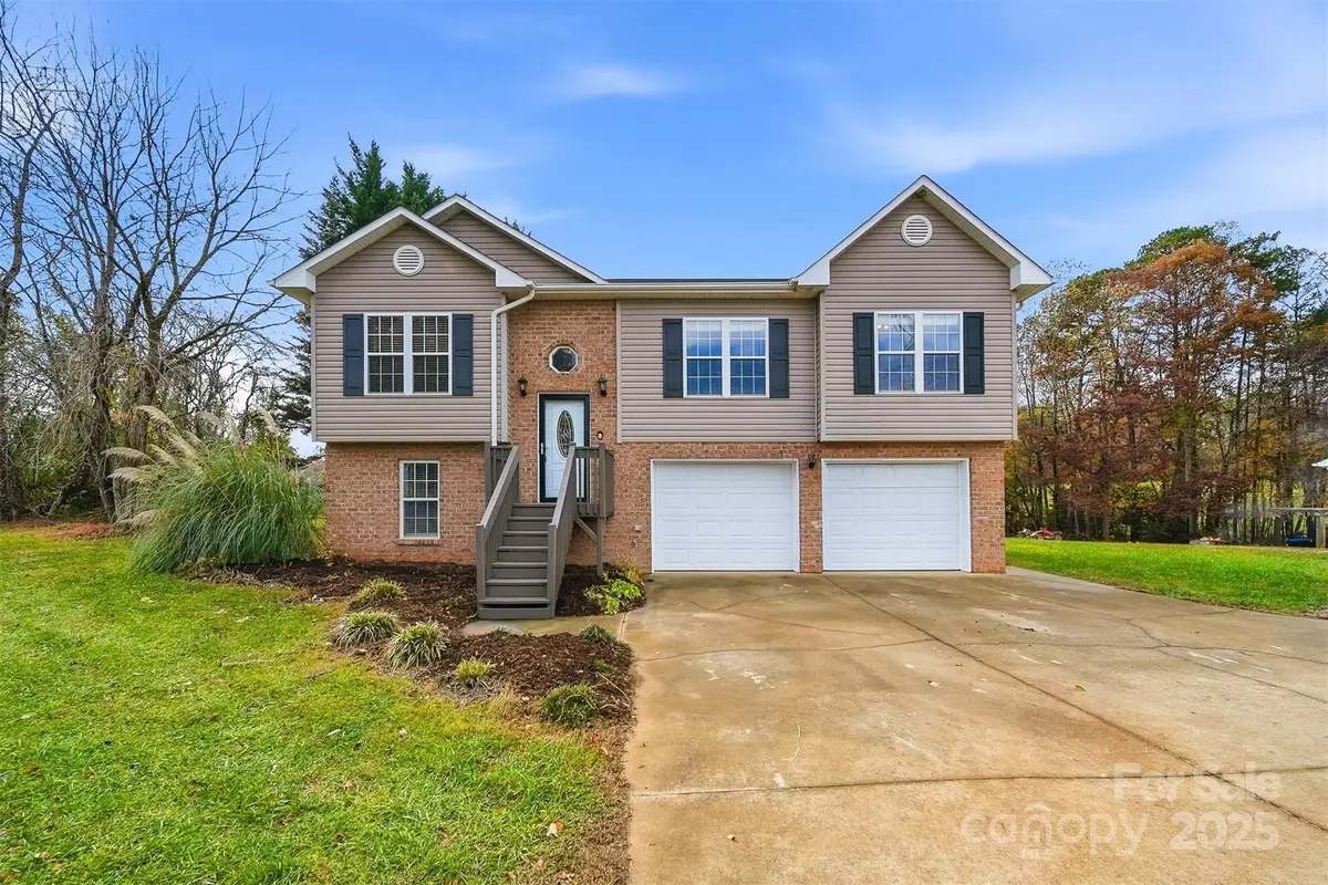 904 Pine Mountain Road, Hudson, NC 28638 - Image #1