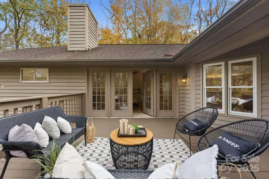 927 Longfield Circle, Charlotte, NC 28270 - Image #2