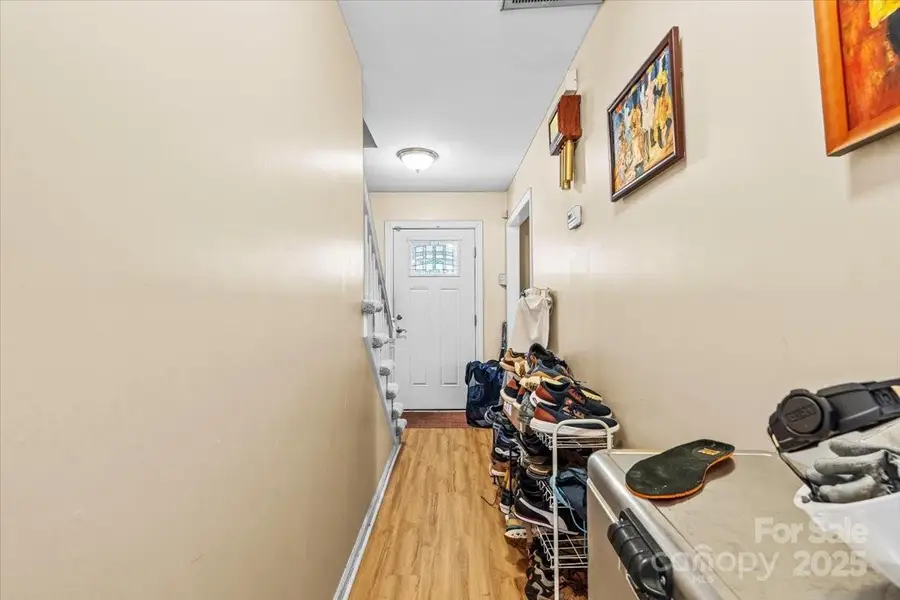 2042 Killarney Place, Charlotte, NC 28262 - Image #2