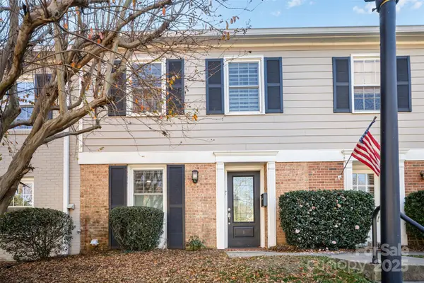 4611 Hedgemore Drive #I, Charlotte, NC 28209