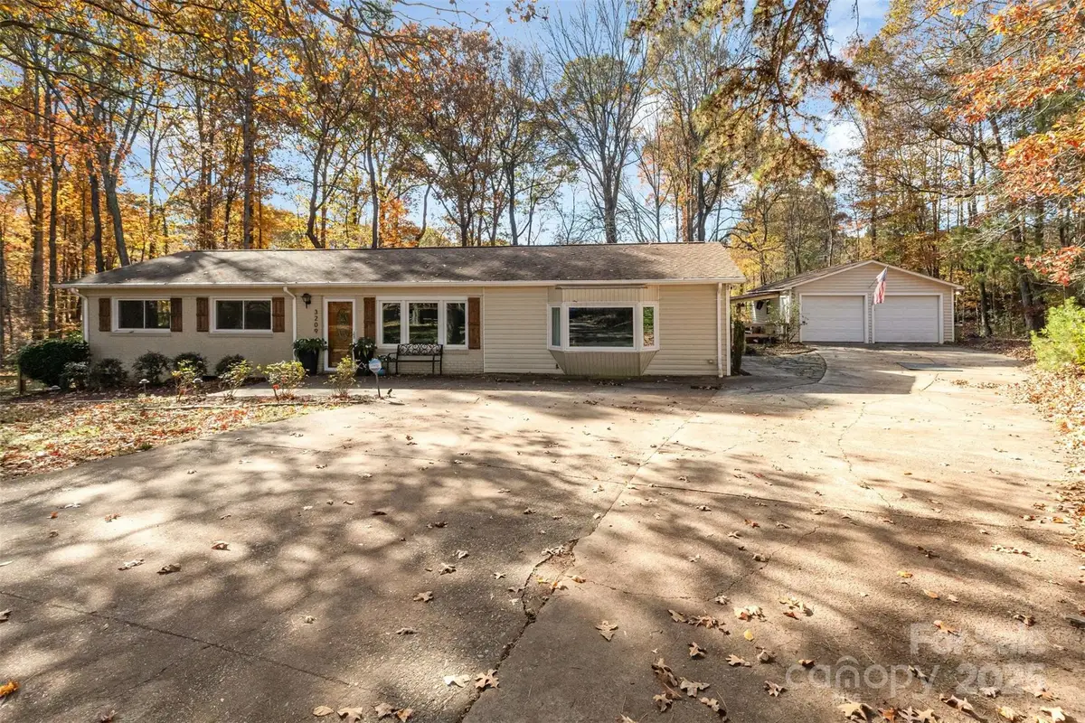 3209 Fincher Road, Matthews, NC 28104 - Image #1