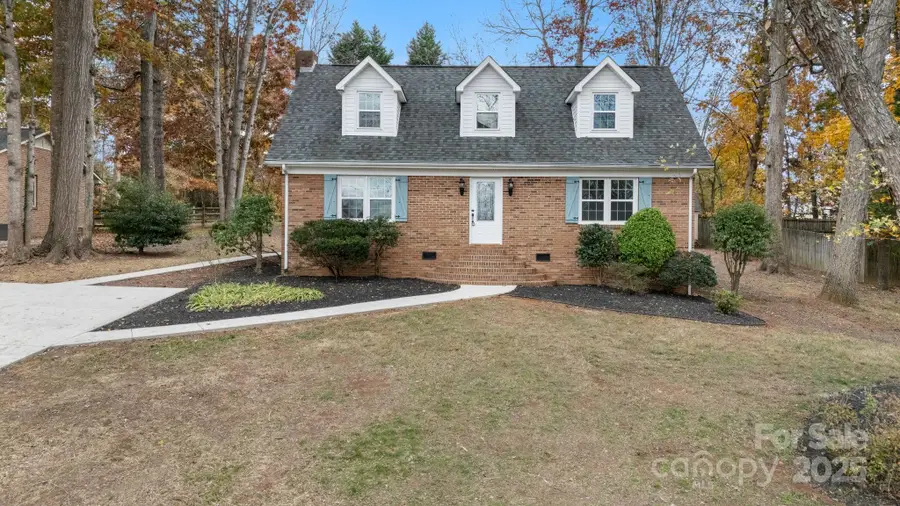 203 Helmswood Drive, Stanley, NC 28164 - Image #3