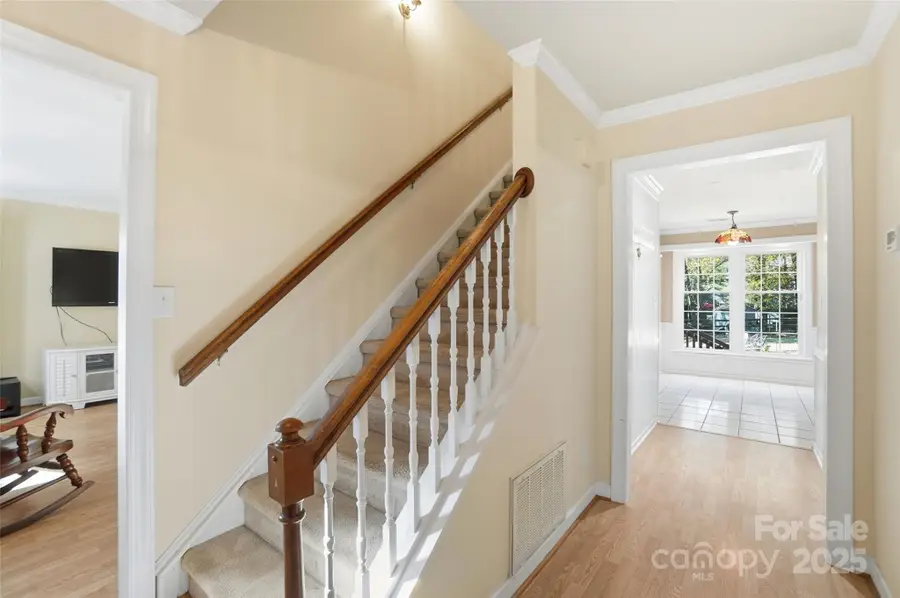 2621 Heathershire Lane, Matthews, NC 28105 - Image #2