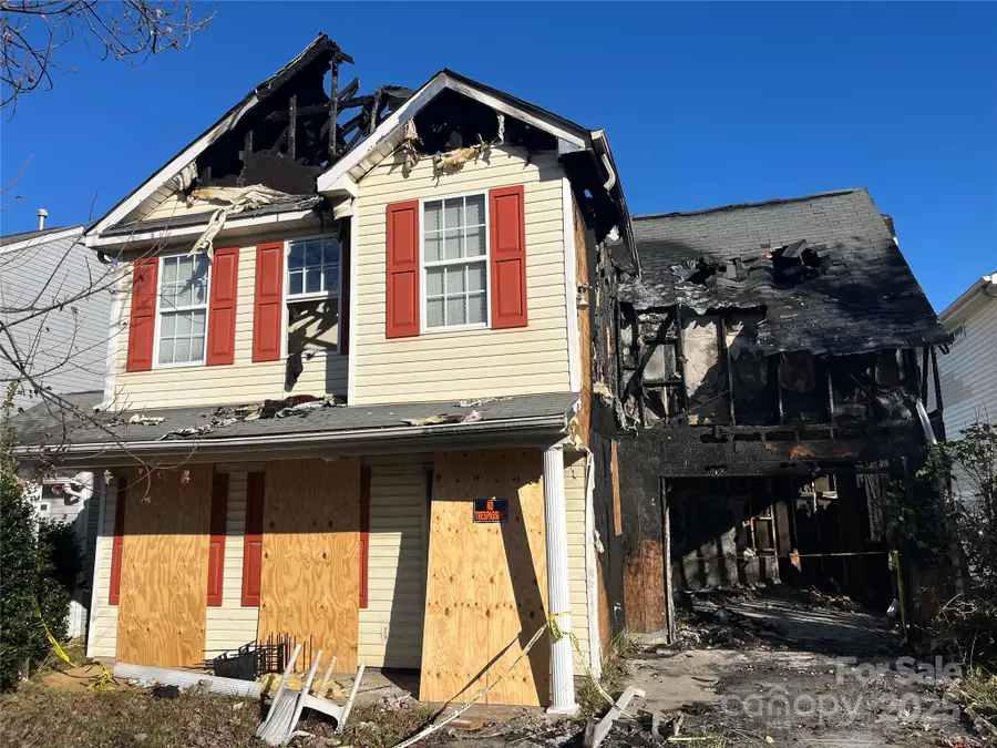 7007 Frye Place, Charlotte, NC 28269 - Image #2