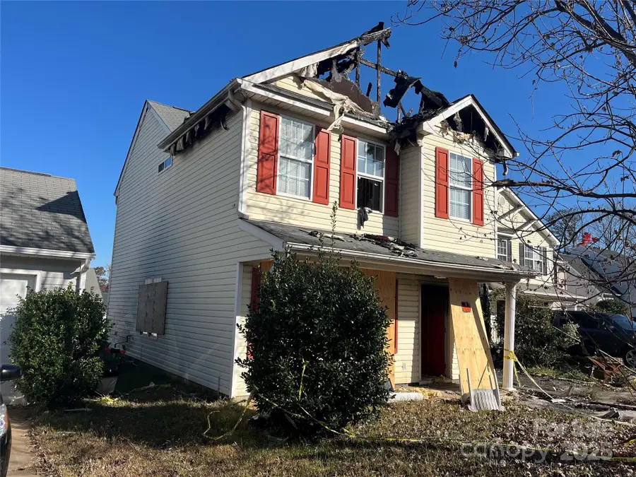 7007 Frye Place, Charlotte, NC 28269 - Image #3