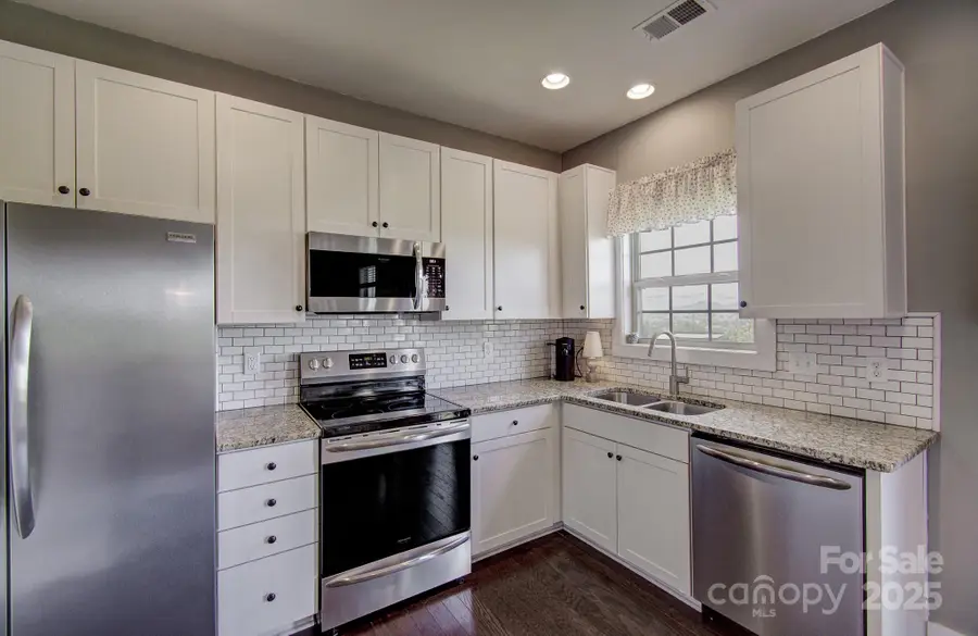 689 Cardwell Lane, Fletcher, NC 28732 - Image #3