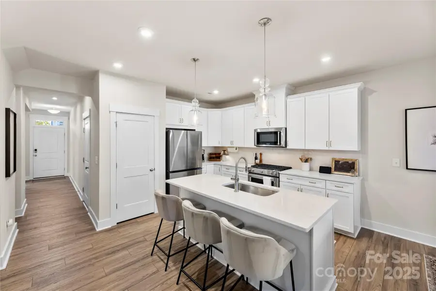 9722 Munsing Drive, Charlotte, NC 28269 - Image #3