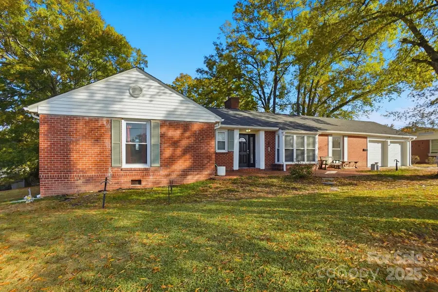 407 Rosewood Court, Lancaster, SC 29720 - Image #2