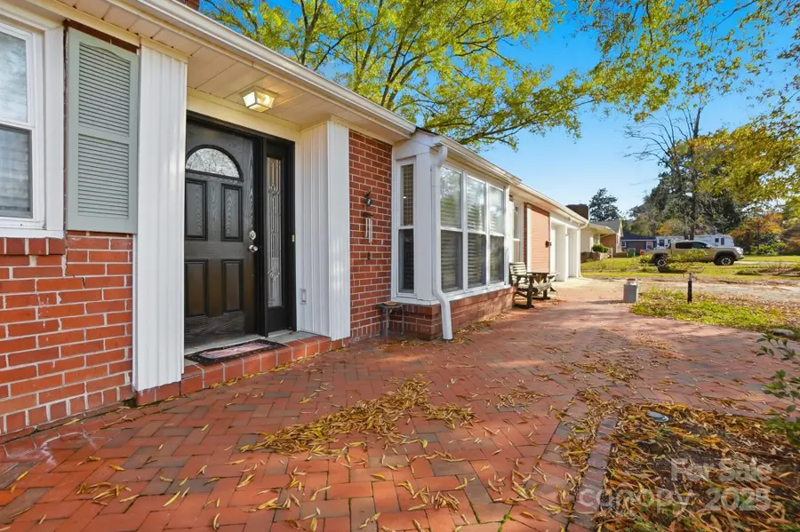 407 Rosewood Court, Lancaster, SC 29720 - Image #3