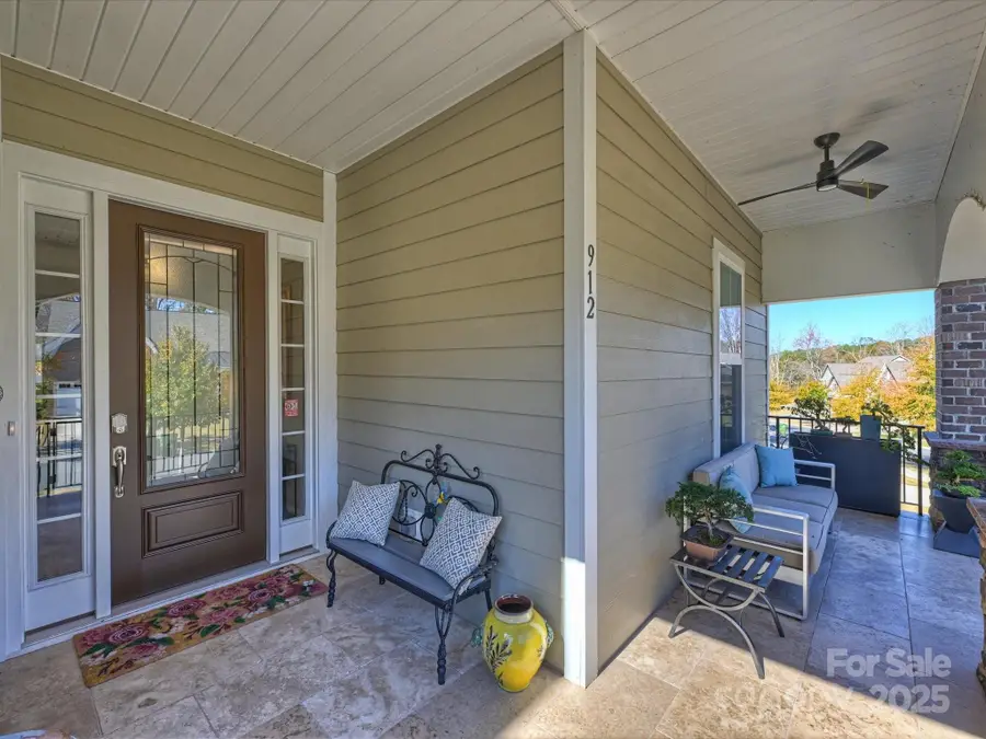 912 Raffaelo View, Mount Holly, NC 28120 - Image #3