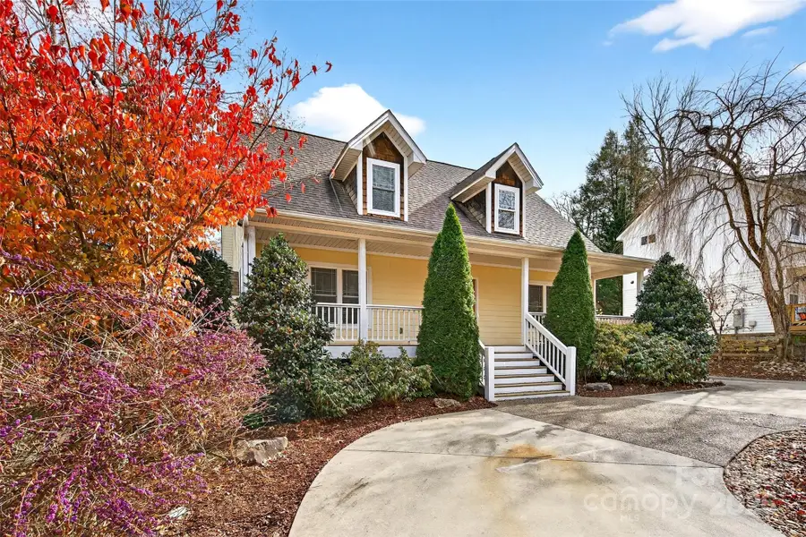 113 Craggy Street, Black Mountain, NC 28711 - Image #2