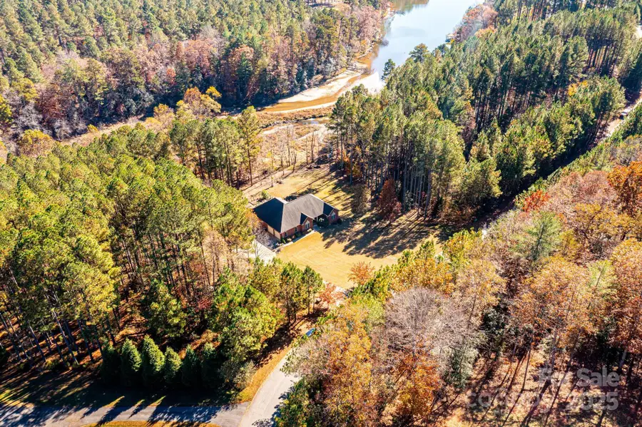 5812 Kaylee Ann Drive, Granite Falls, NC 28630 - Image #2