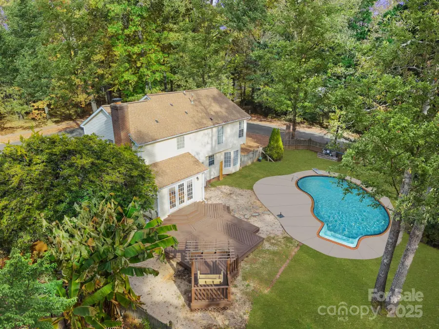 2438 Crescent Knoll Drive, Matthews, NC 28105 - Image #2