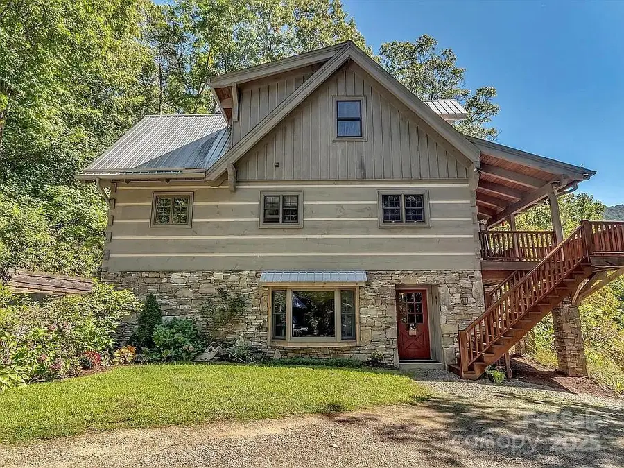 113 Mountain Cove Road, Waynesville, NC 28786 - Image #3