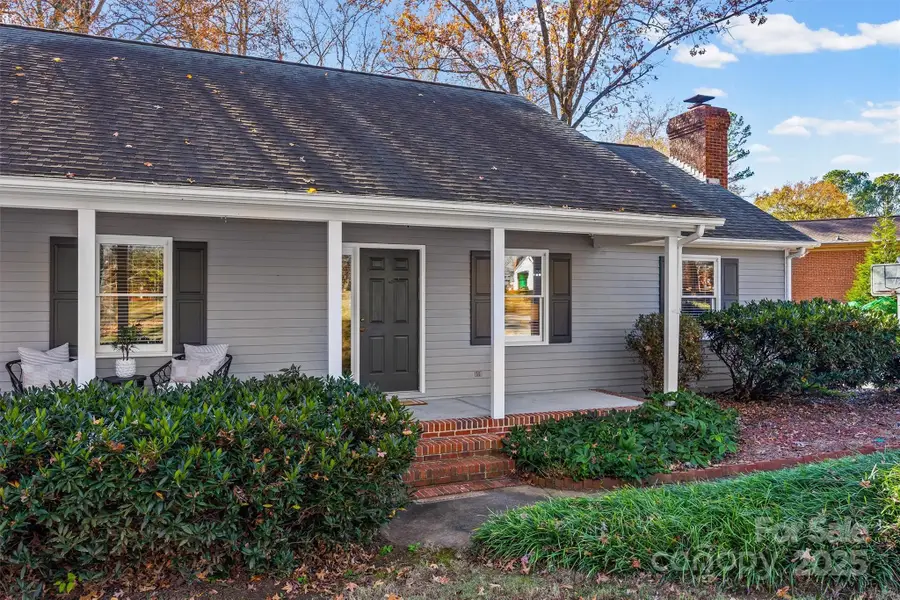 6515 Carmel Hills Drive, Charlotte, NC 28226 - Image #3