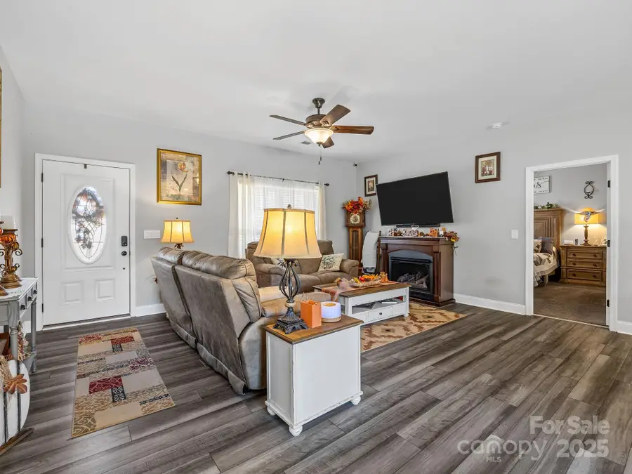 1076 Mcswain Road, Chesnee, SC 29323 - Image #3