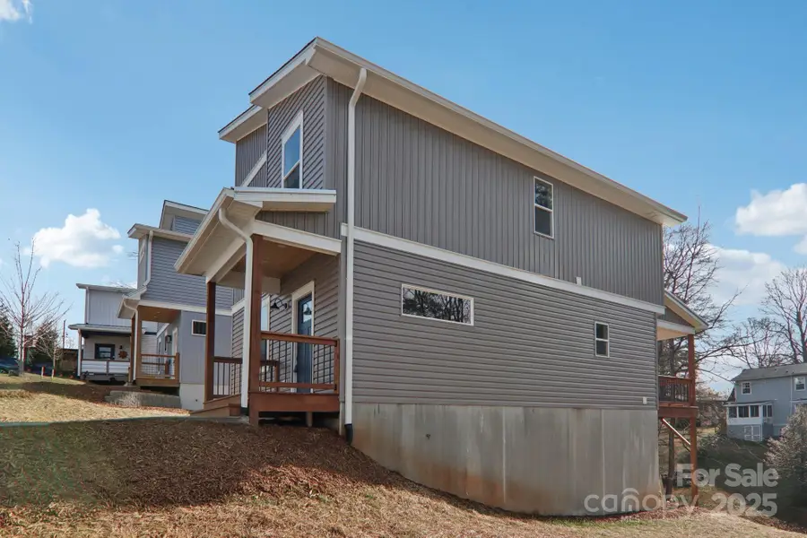 12 Escondido Drive, Asheville, NC 28806 - Image #2