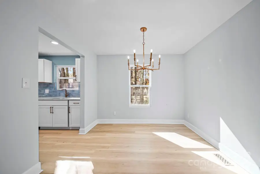 6920 Norchester Court, Charlotte, NC 28227 - Image #2