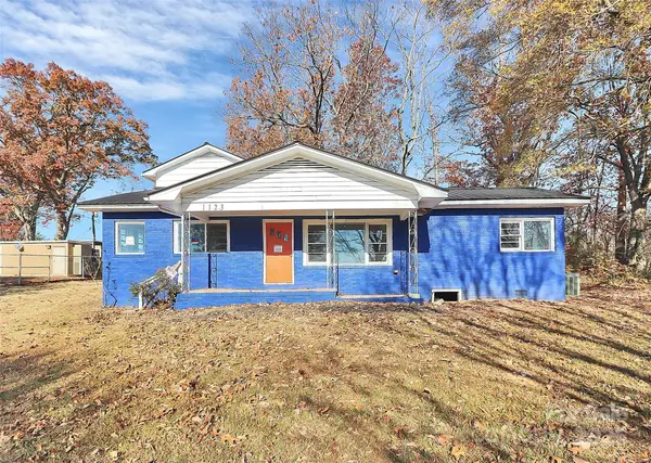 1123 E Gaston Street, Lincolnton, NC 28092