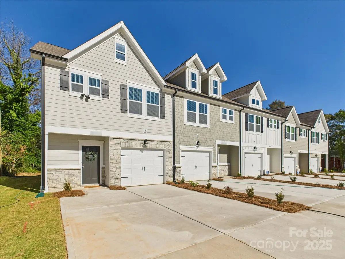 311 King Street E #01, Kings Mountain, NC 28086 - Image #1