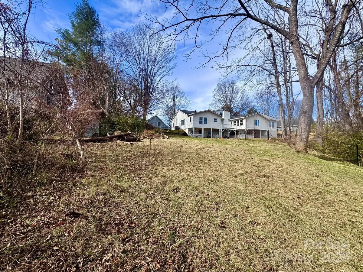 28 Crestview Street, Asheville, NC 28803 - Image #1