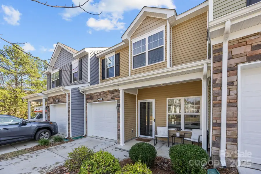 15217 Wrights Crossing Drive, Charlotte, NC 28278 - Image #2