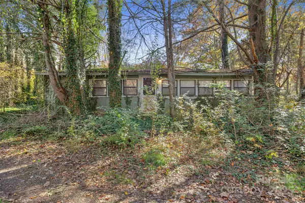 21 Maggie Okelly Road, Candler, NC 28715