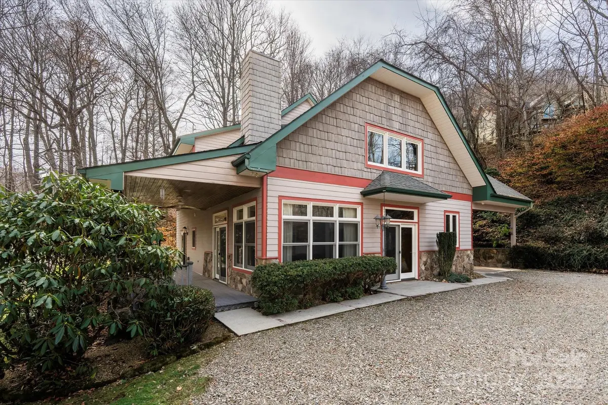 905 Old Fiddle Road, Waynesville, NC 28786 - Image #1