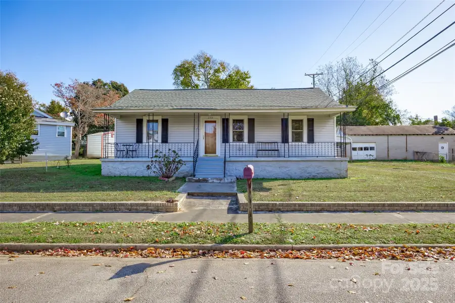 230 Cedar Street, Winnsboro, SC 29180 - Image #3