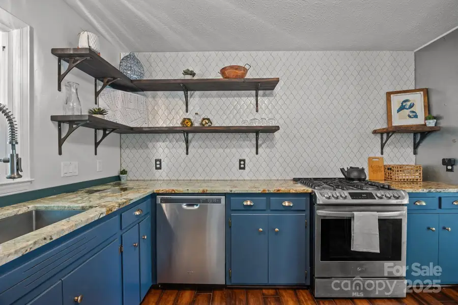 917 W Chapel Road, Asheville, NC 28803 - Image #2