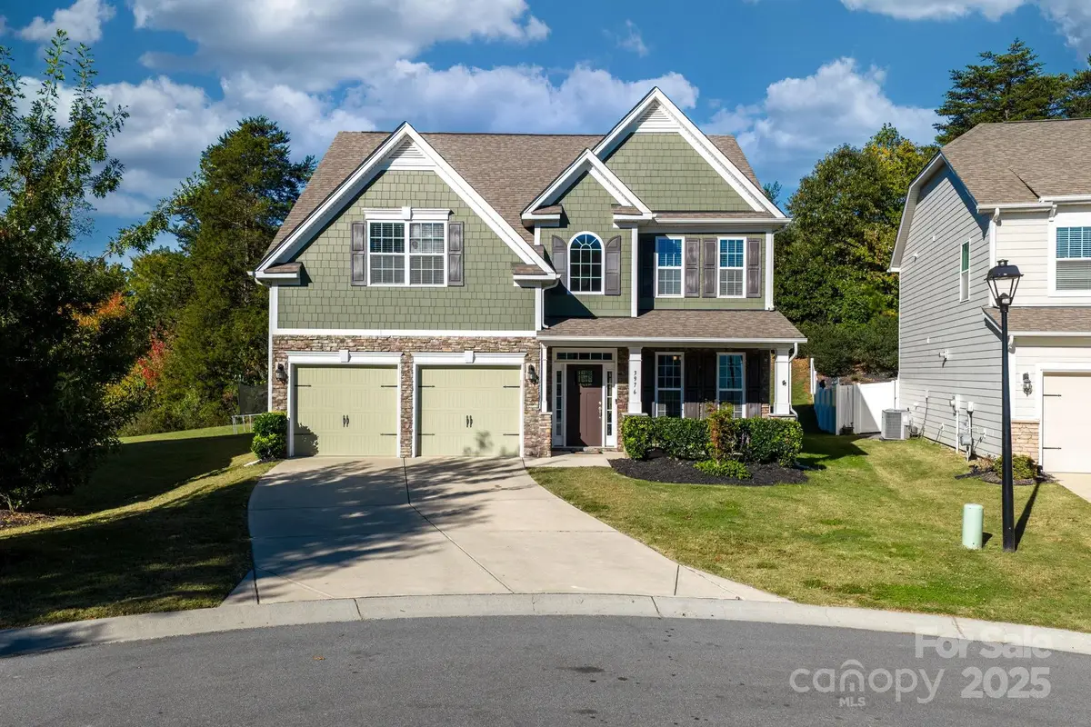 3976 Lake Breeze Drive, Sherrills Ford, NC 28673 - Image #1