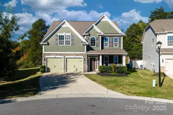 3976 Lake Breeze Drive, Sherrills Ford, NC 28673