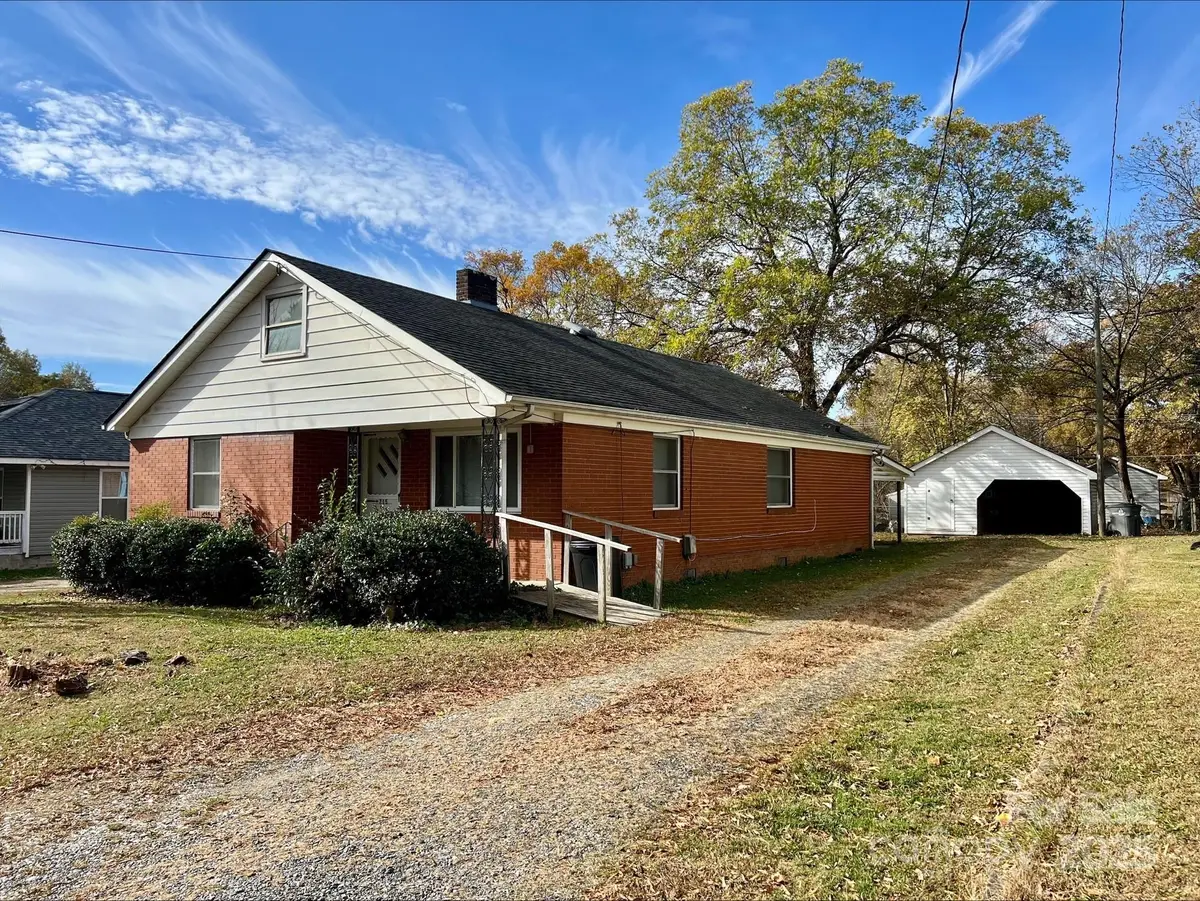 715 Deaton Street, Kannapolis, NC 28081 - Image #1