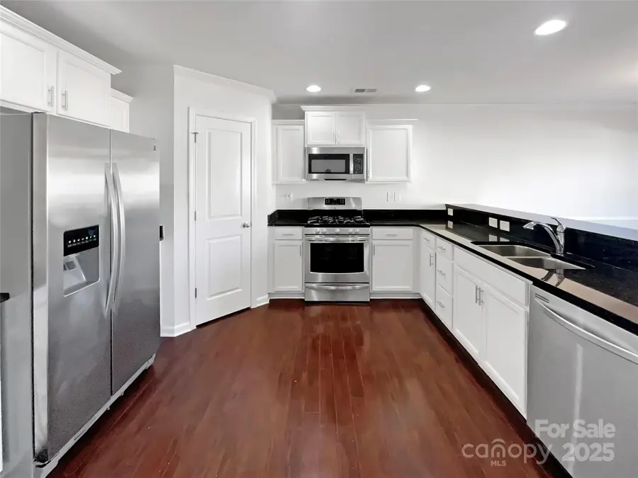 644 Wamsutter Lane, Rock Hill, SC 29730 - Image #2