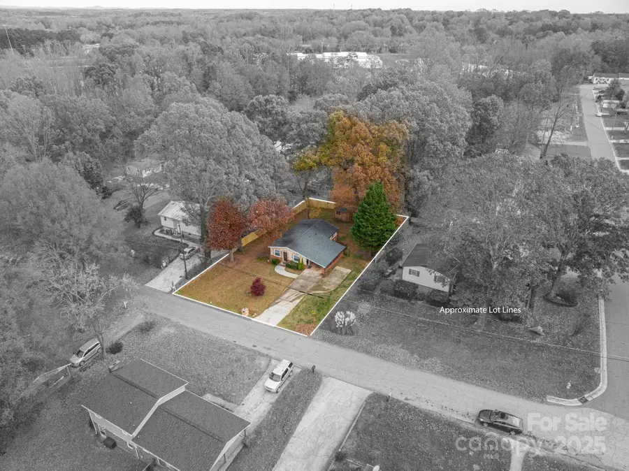 164 8th Avenue Sw, Conover, NC 28613 - Image #2